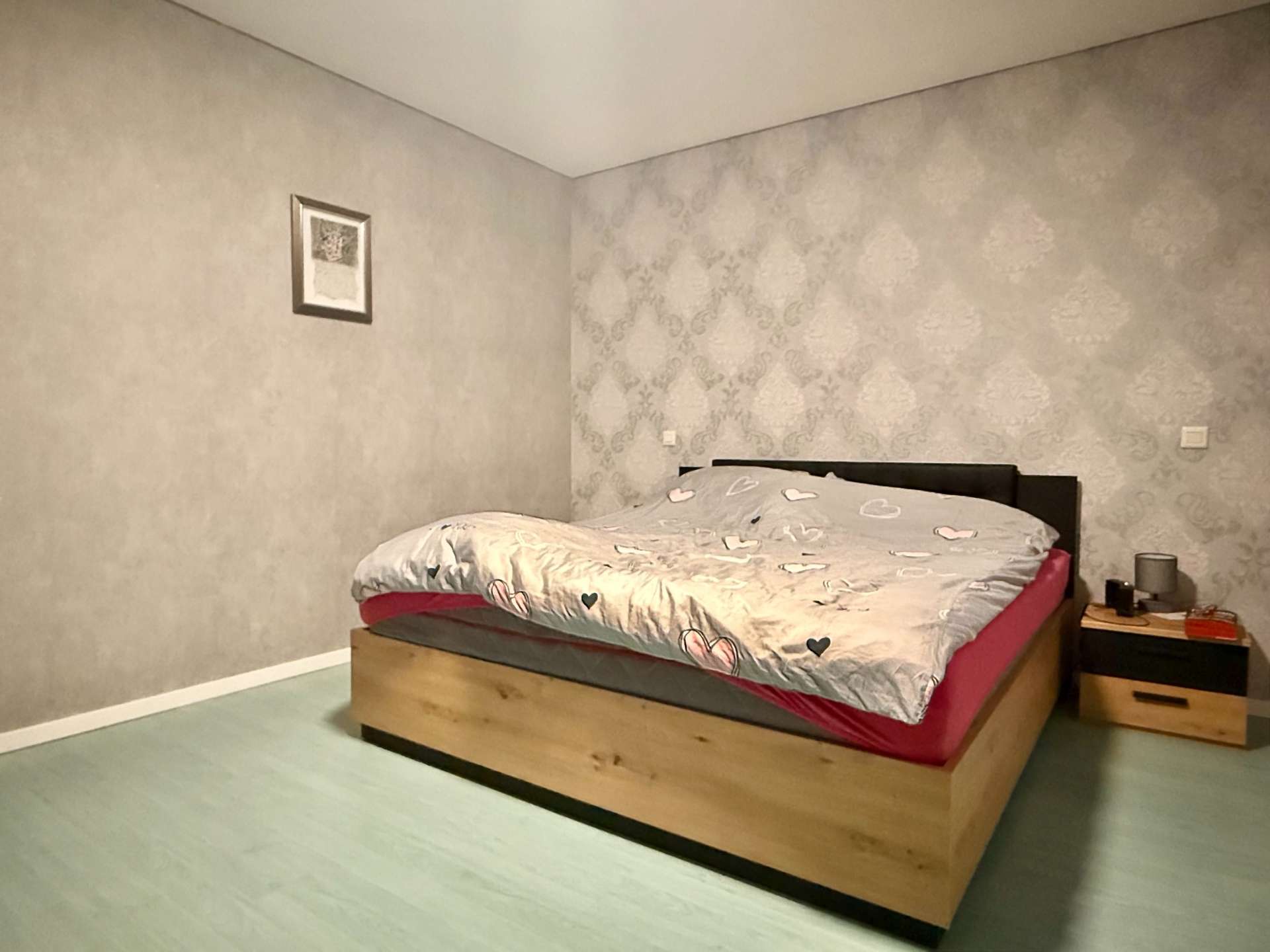 Helle Obergeschosswohnung mit Balkon und Stellplatz in guter Lage!